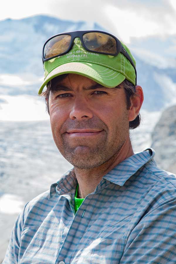 Zac Robinson, PhD, Instructor, Mountains 101, Assistant Professor, Faculty of Kinesiology, Sport, and Recreation.