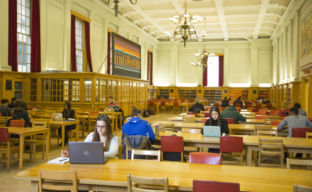 Students studying in Rutherford's "Harry Potter Room".