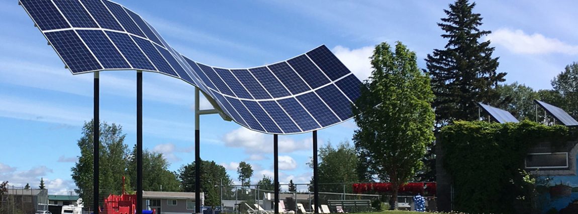 Image of Solar Wave at the Hudson's Hope outdoor swimming pool facility