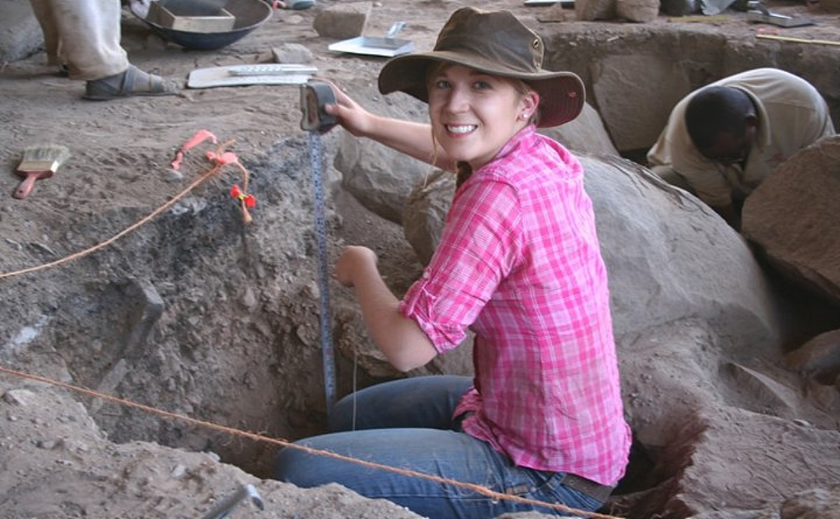 Elizabeth Sawchuk at a dog in Tanzania