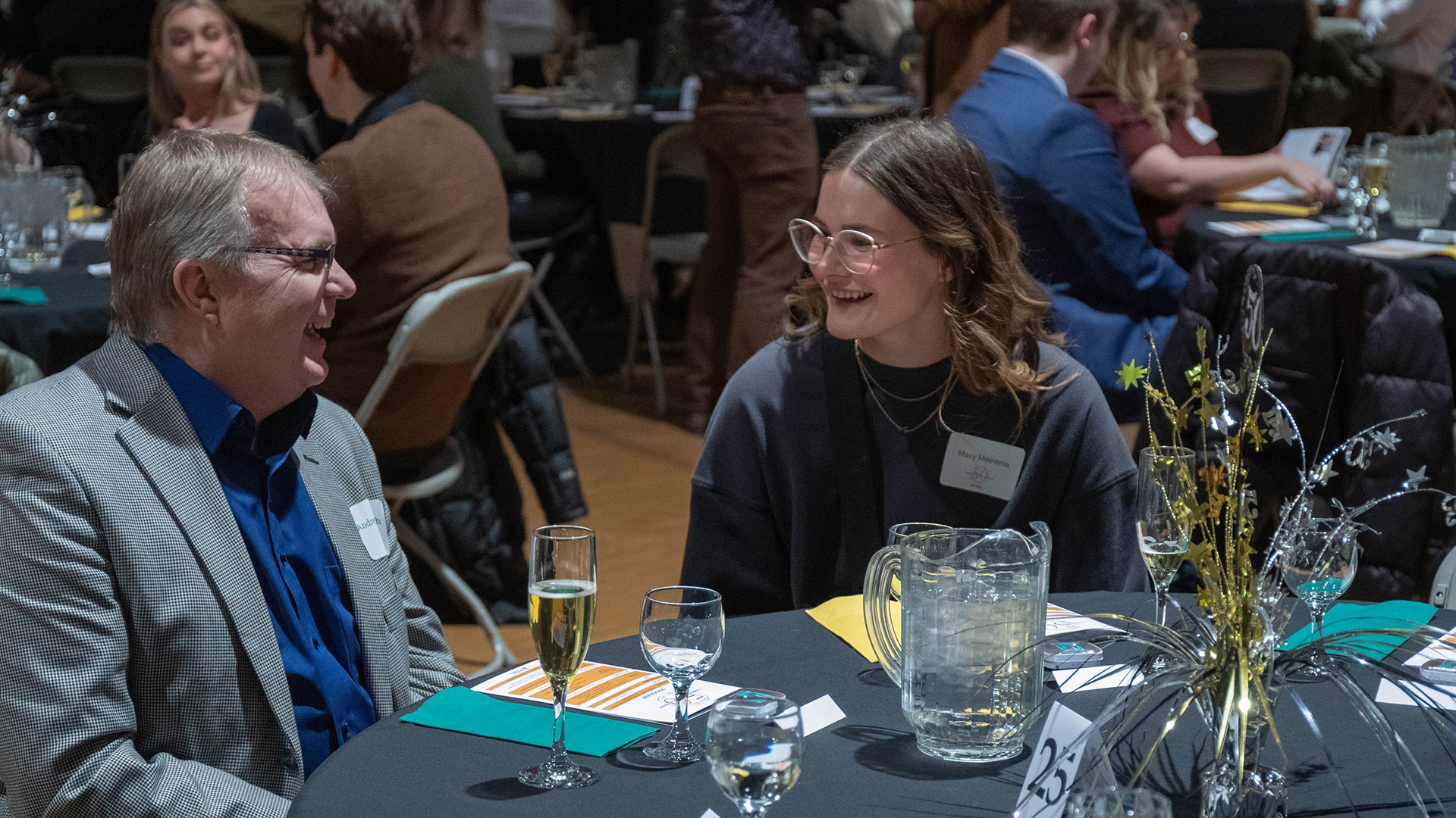 An award donor and a student award recipient at the 2023 Community Awards Banquet.