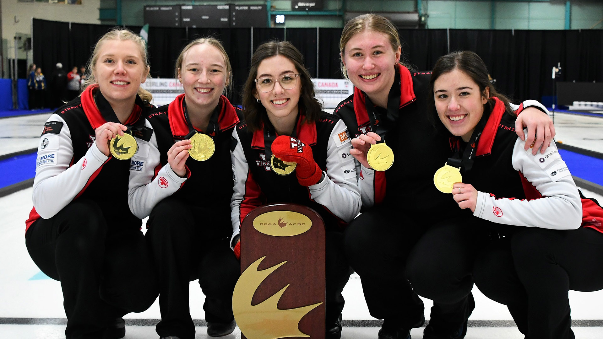 Team photo of the 2022/23 Vikings women's curling team.