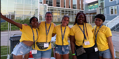 Augustana Students' Association volunteers.