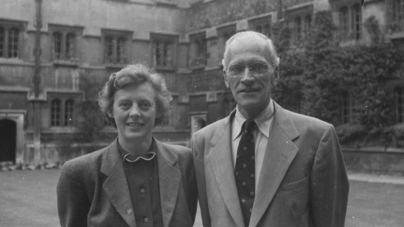 Bobby and Sandy Dyde visiting Oxford in 1953