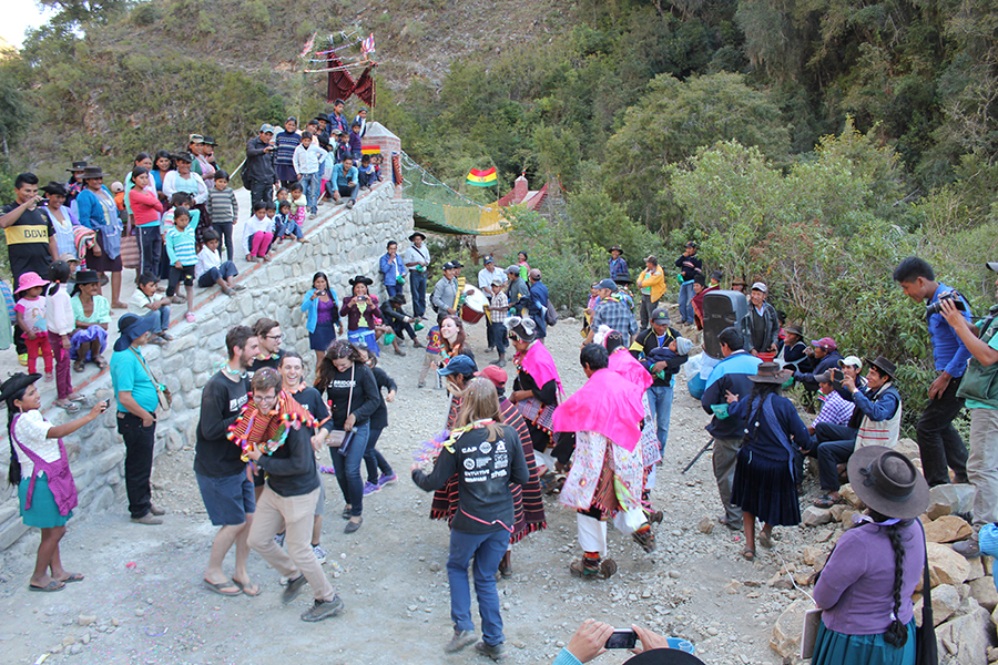 UAlberta Chapter of Bridges to Prosperity working in Chavarrias, Bolivia