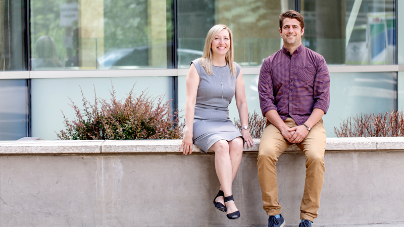 Mechanical 2006 Engineering Grad Dylan Scott with Faculty of Rehabilitation Medicine professor and clinician Jana Rieger.