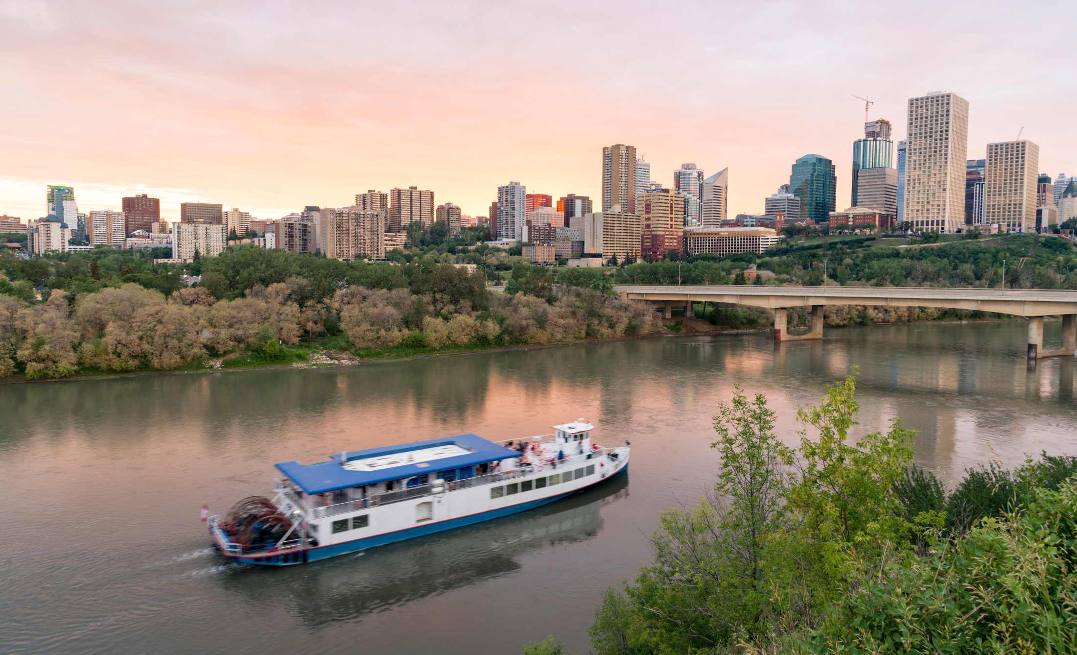 Edmonton river cruise