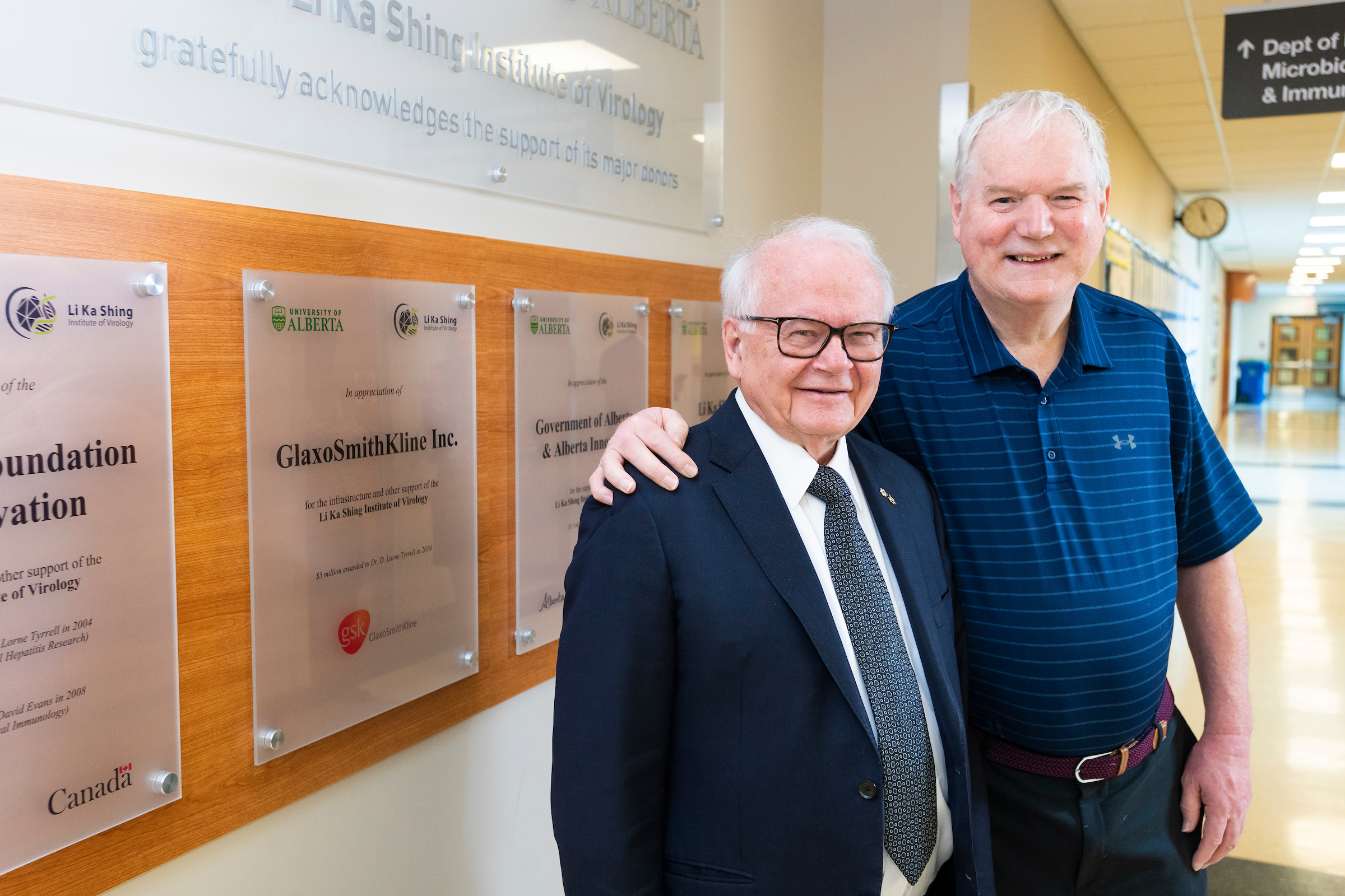 D. Lorne Tyrrell (left) and Michael Houghton (Photo: John Ulan)