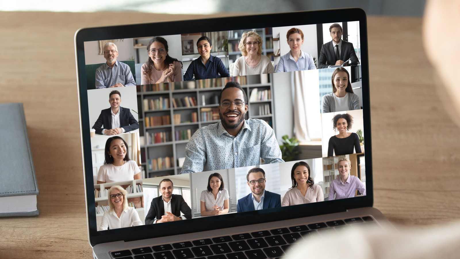 people in a virtual meeting