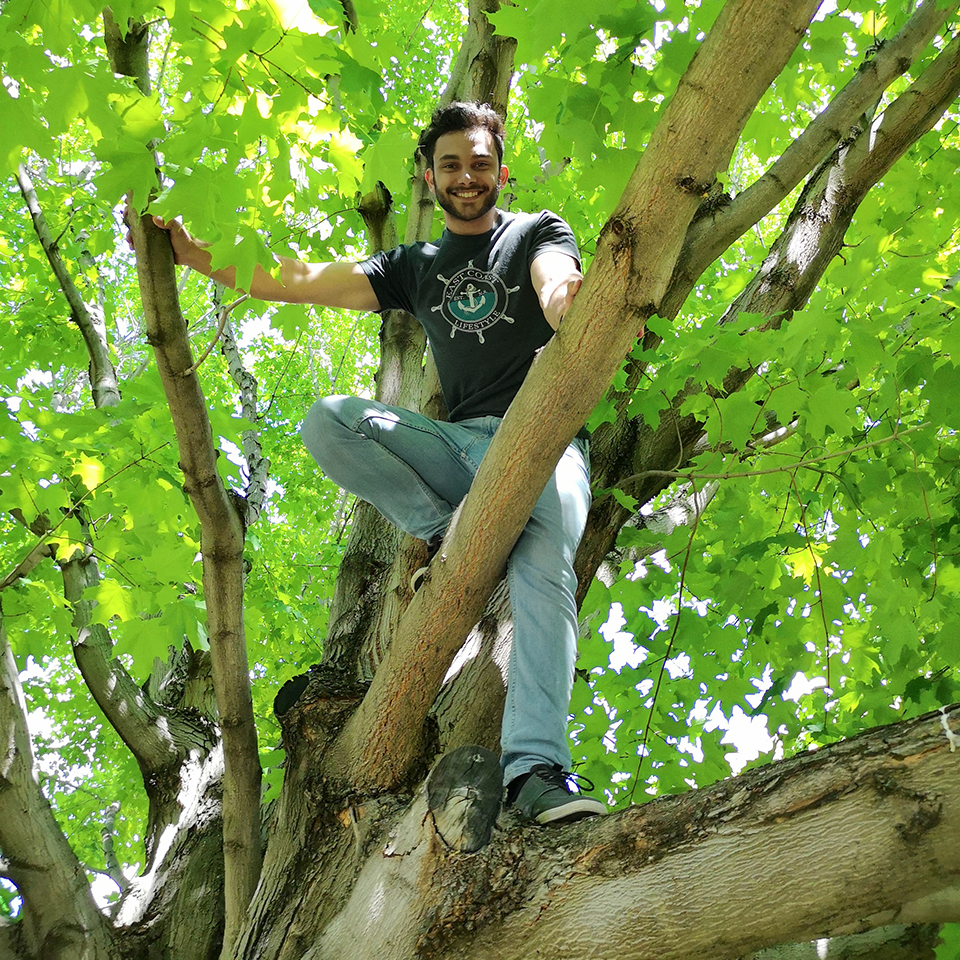 UAlberta Faculty of Graduate Research and Studies Teaching Assistant Award Recipient Flavio Preti An ecologist in his natural habitat