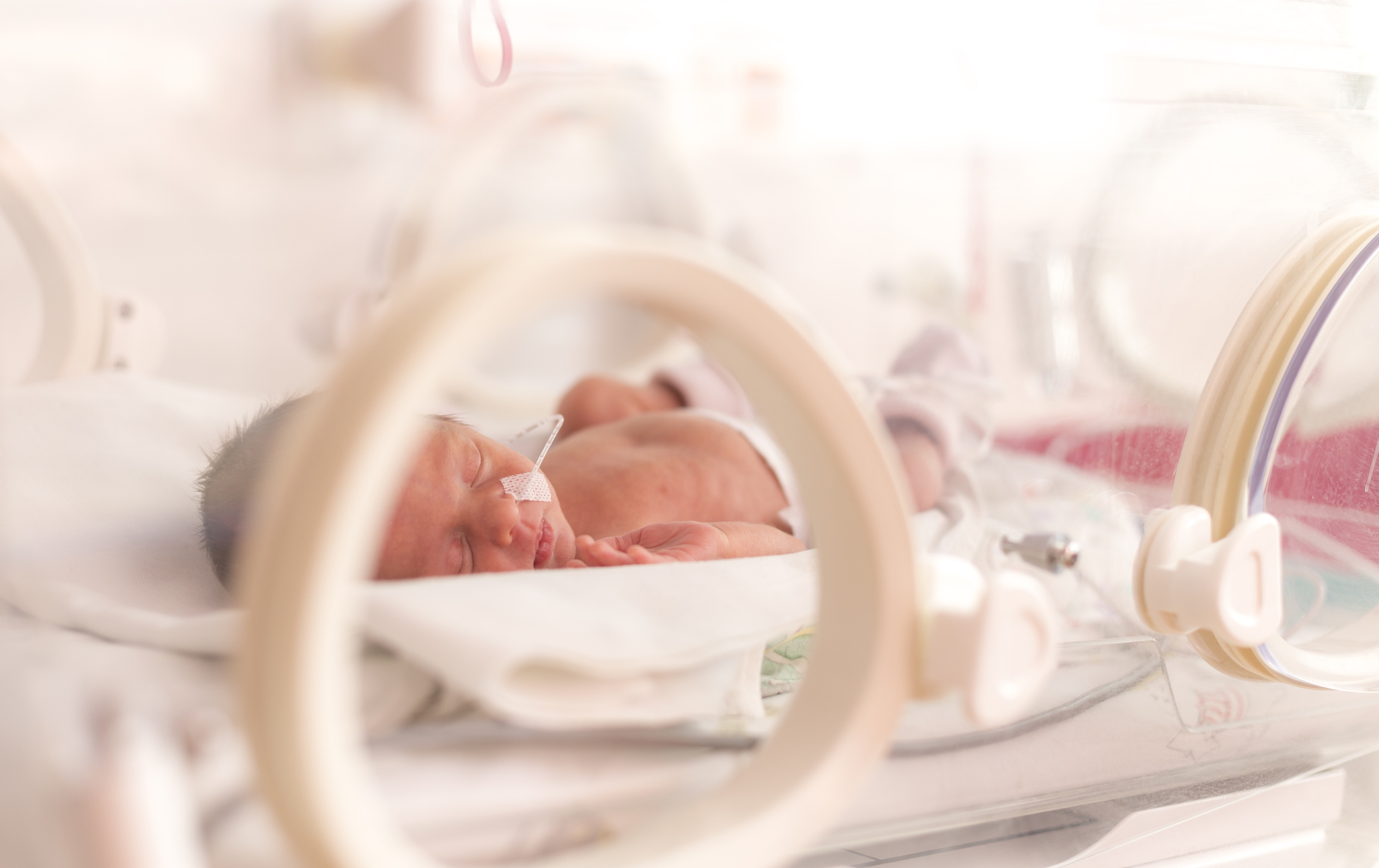 200212-cihr-preemie-oxygen-getty-516987122.jpg