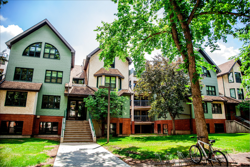 Aspen & Maple House exterior