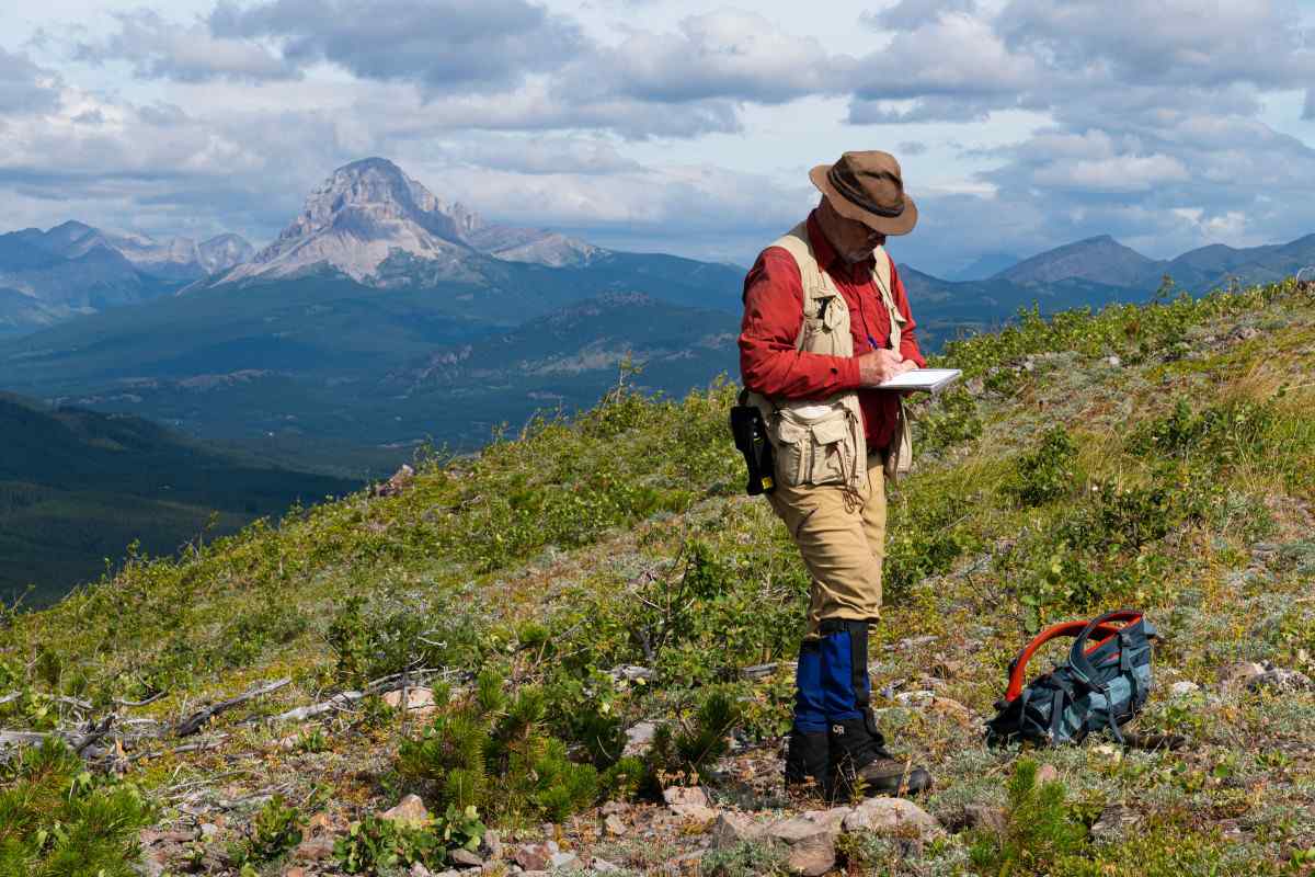 Stephen Johnston, chair of the Department of Earth and Atmospheric Sciences, pictured during field school in 2019.