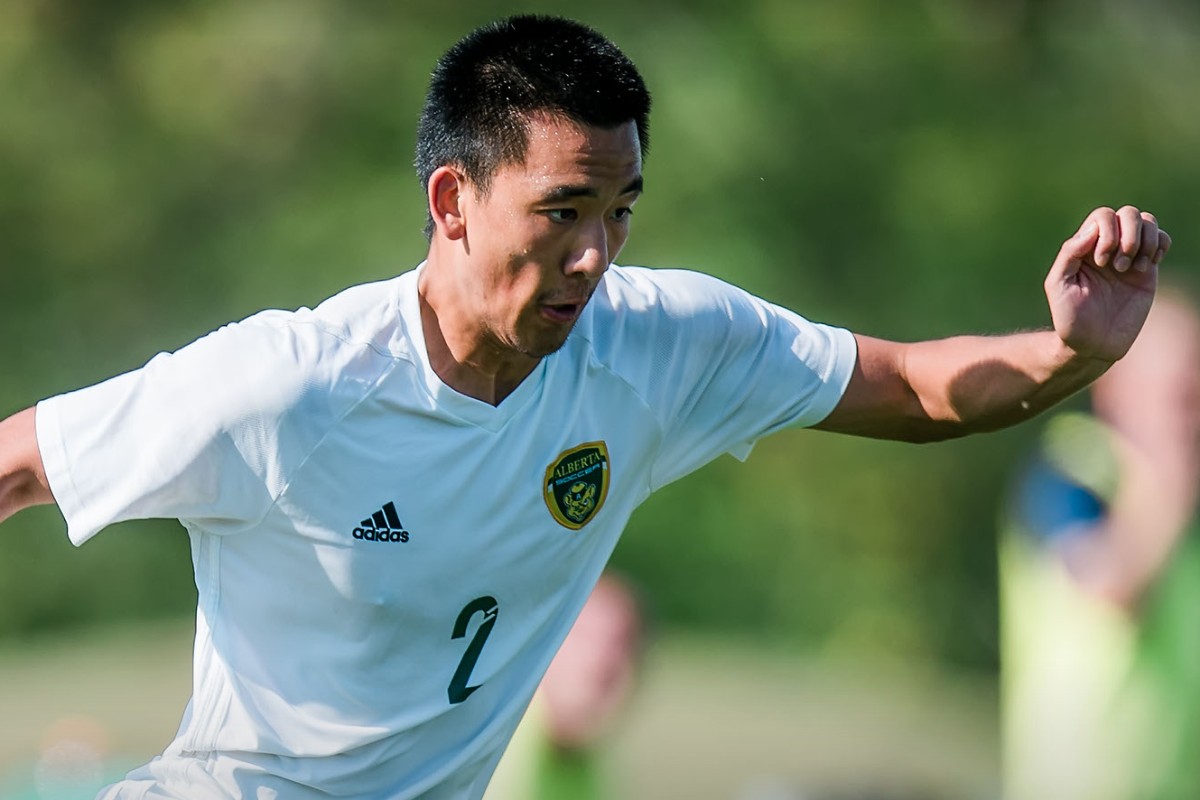 Janko Vong, Faculty of Science graduate and recipient of the Mark Goodkey Memorial Trophy recipient as the top male Academic All-Canadian for 2020/2021.