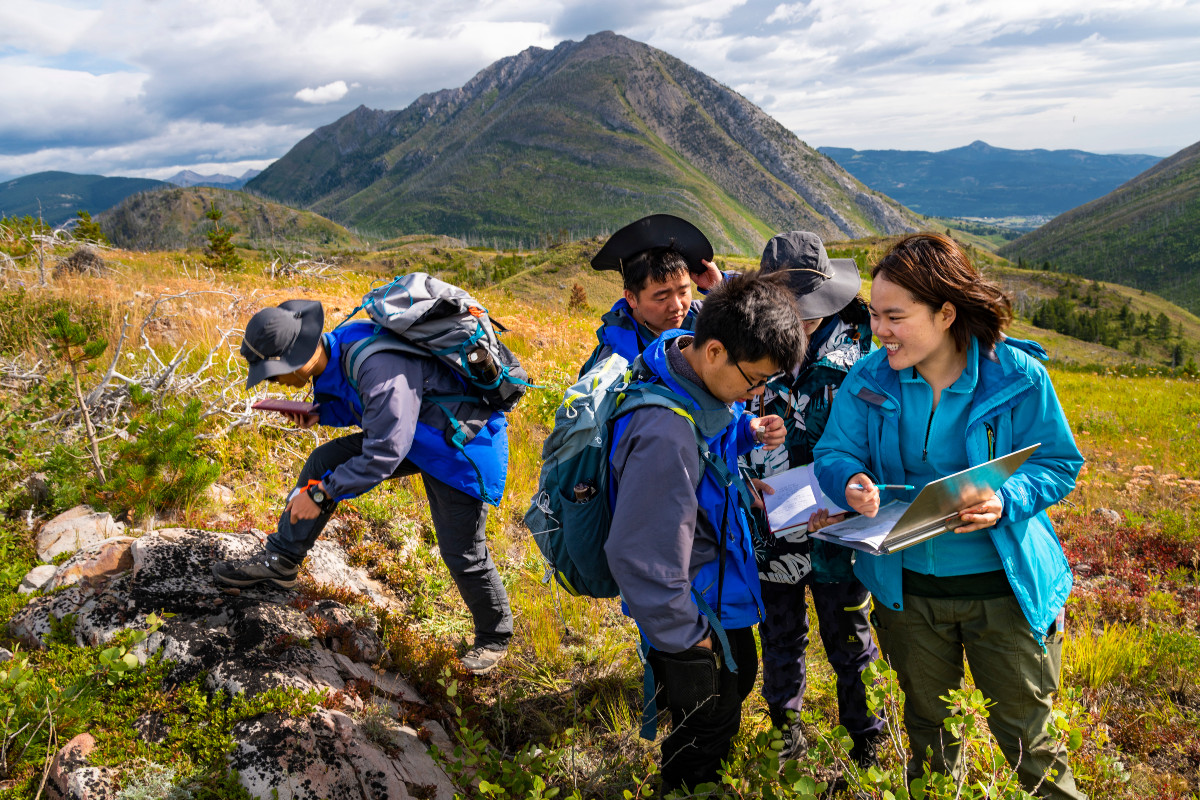 University of Alberta students participate in a geology field school. Students like these gain hands-on experience with industry software thanks to support by SeisWare.