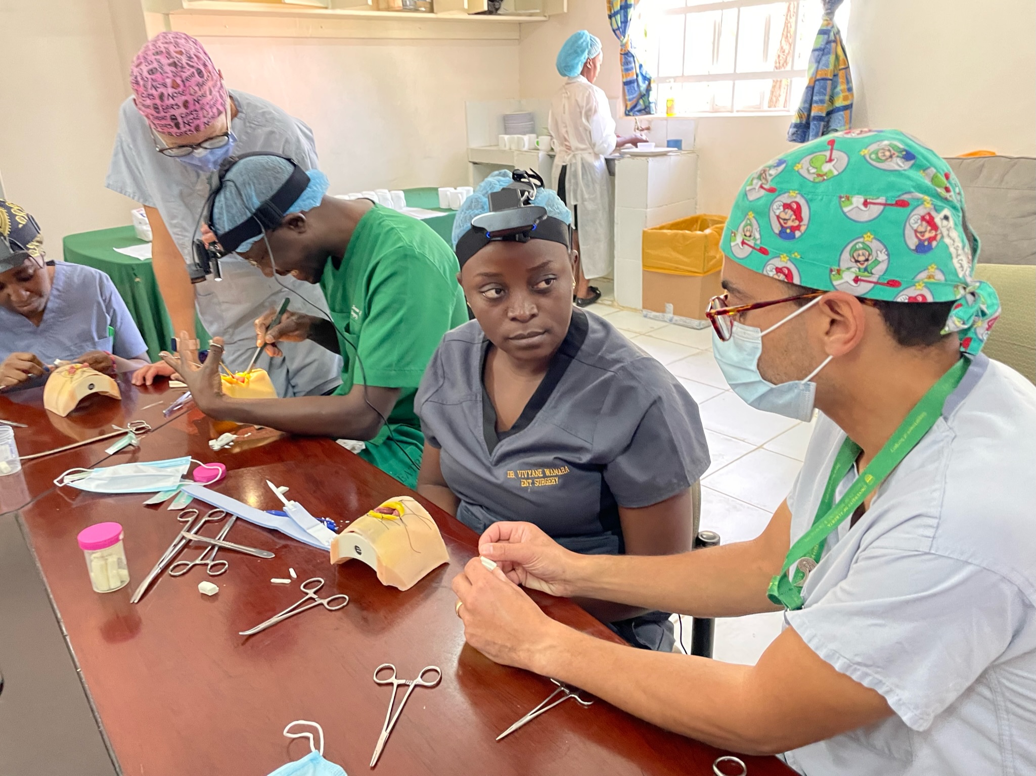 Dr. Andre Isaac working with MTRH surgeons in an LTR training session