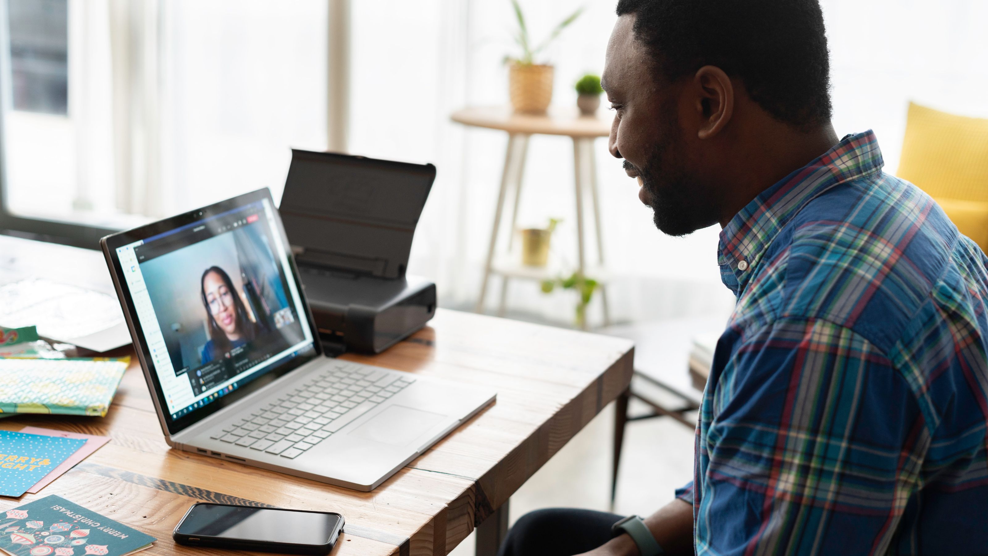 Online meeting between two individuals